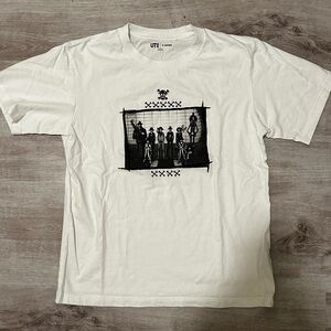 Japan Exclusive - Uniqlo One Piece Shirt (Never Worn) Size Large